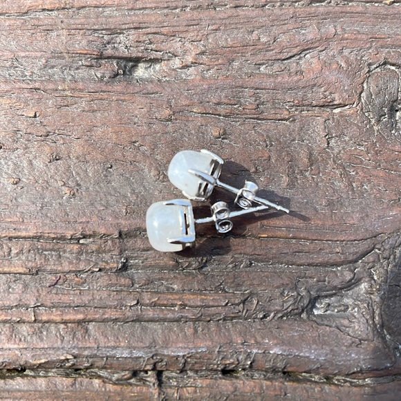 Genuine moonstone .925 studs - Picture 14 of 16